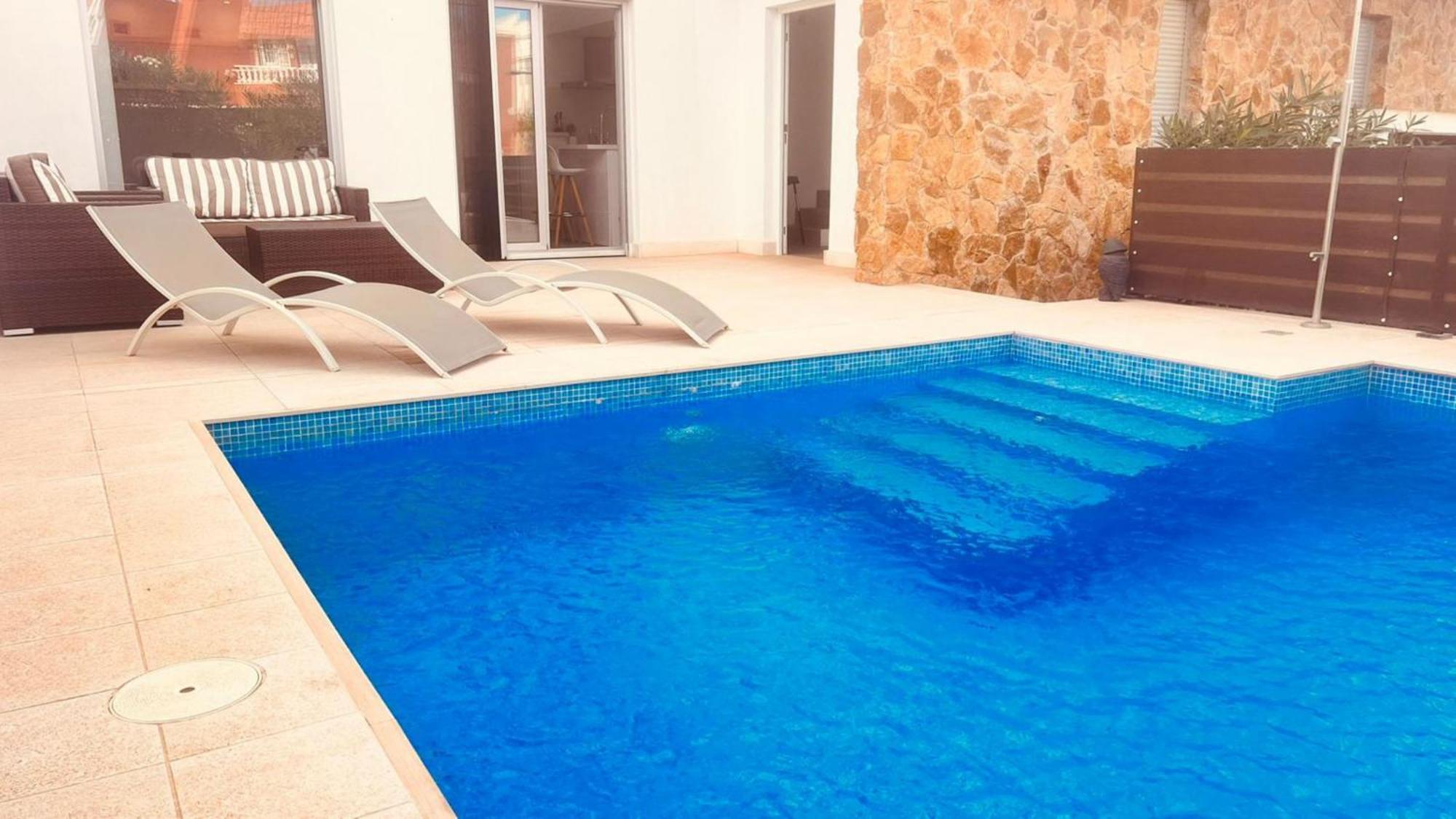Luxury Villa Torrevieja With Swimmingpool מראה חיצוני תמונה